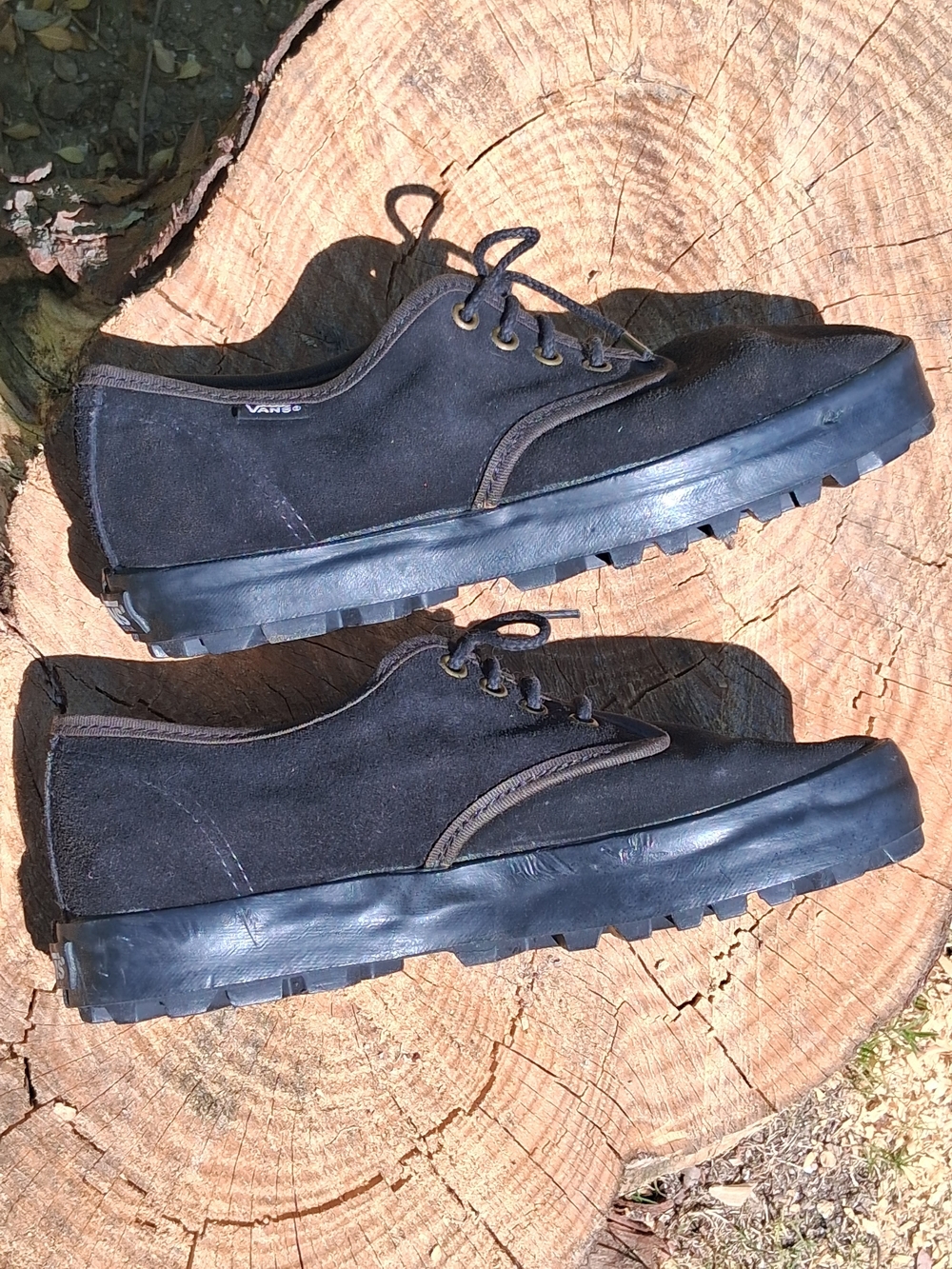 Rare Vintage Late 80s/Early 90s Made in USA Vans Black Suede Geometric Lug Sole